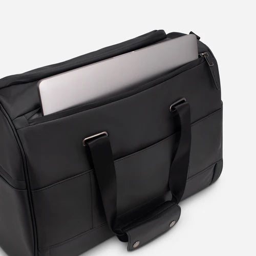 Signature Weekender